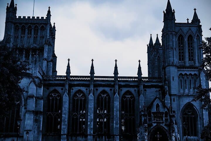 Bristol Ghost Tour: Fully Guided After-Dark Walking Experience photo 4