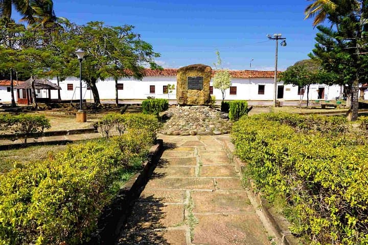 Walk the Historic Camino Real: Barichara to Guane Hike photo 3