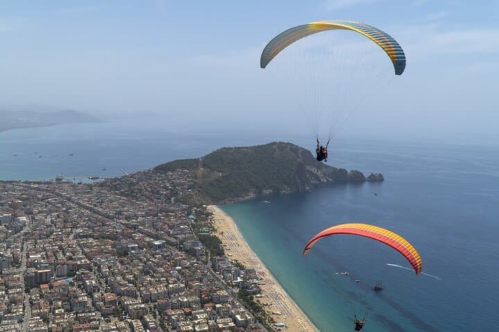 Tandem Paragliding Over Alanya: Fly from Castle Cliffs to Kleopatra Beach photo 6