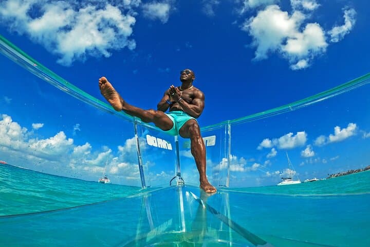 Transparent Boat Tour Around Isla Mujeres — 1-Hour Private Reef Cruise photo 1
