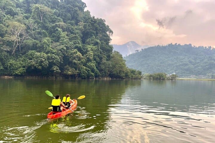 Explore Ba Be Lake: 2-Day Homestay, Boat & Cave Adventure photo 3