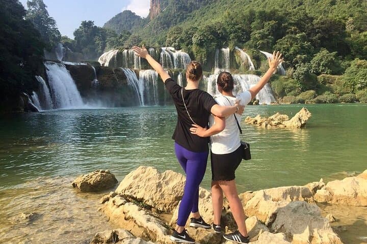 Ban Gioc Waterfall & Ba Be Lake: 3-Day Northern Vietnam Adventure photo 2