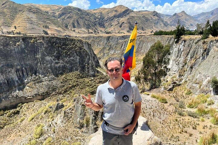 Quilotoa Crater Lagoon Private Tour — Day Trip from Quito photo 4