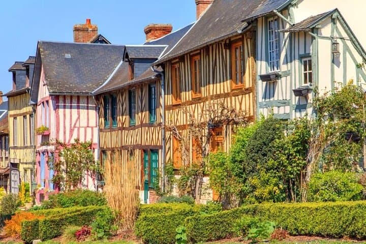 Normandy Day Trip from Paris: Deauville, Honfleur & Etretat Gardens photo 6