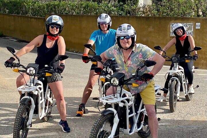 Ride & Wine: Electric Motorbike Tour to Quinta da Tôr Winery (Algarve)