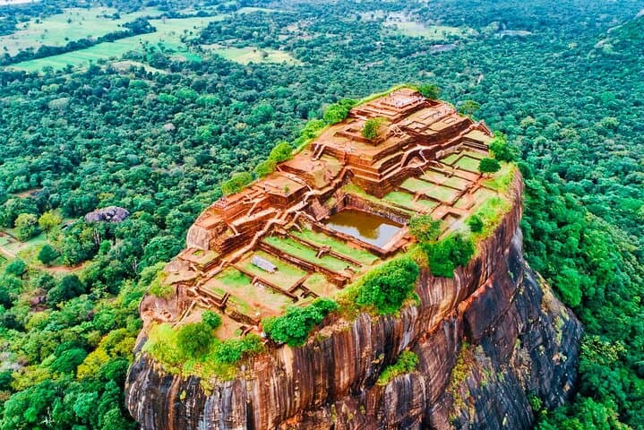 Private Day Trip to Sigiriya Rock & Dambulla Caves from Colombo photo 2