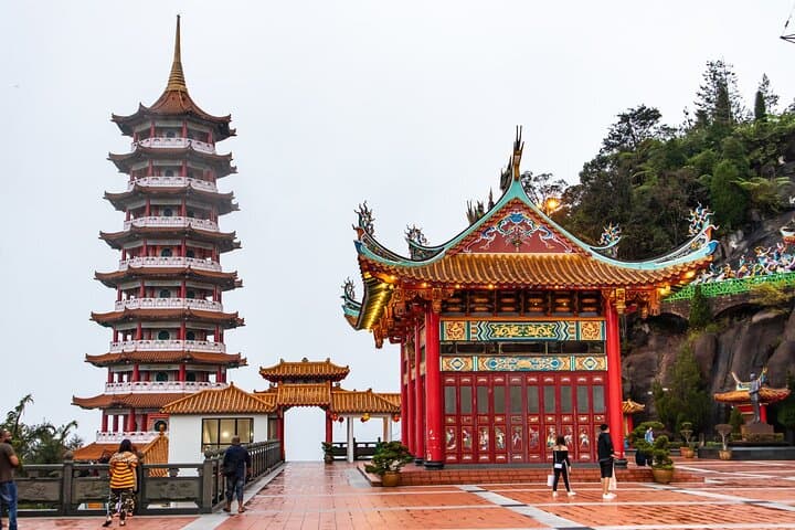 Genting Highlands Day Trip from Kuala Lumpur — Skyway, Theme Parks & Chin Swee photo 3