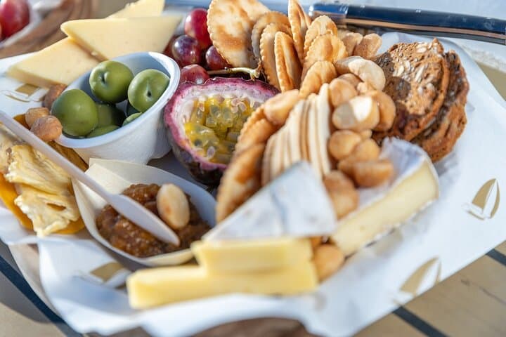Magnetic Island Sip and Sail Sunset Cruise — Twilight Yacht Experience in Cleveland Bay photo 5