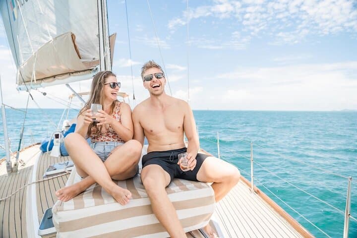 Magnetic Island Sailing Cruise From Townsville: Half-Day Yacht to Radical Bay