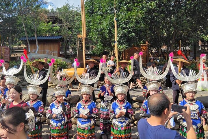 6-Day Guizhou Tour: Xingyi to Tongren — Karst Peaks, Waterfalls & Ethnic Villages photo 4