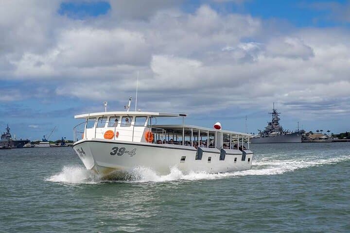Pearl Harbor & Honolulu City Tour: USS Arizona Memorial, Waikiki Highlights and Practical Tips photo 2