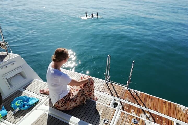 Private Luxury Sailing Cruise in Barcelona: 2-Hour Open-Bar Yacht Experience photo 5