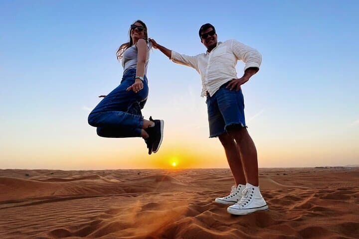 Dubai Dunes Safari: Sandboarding, Dune Bashing & Desert Photography photo 6