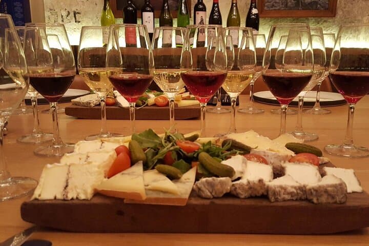 Paris Night Tour by Vintage Car with Wine Tasting photo 6