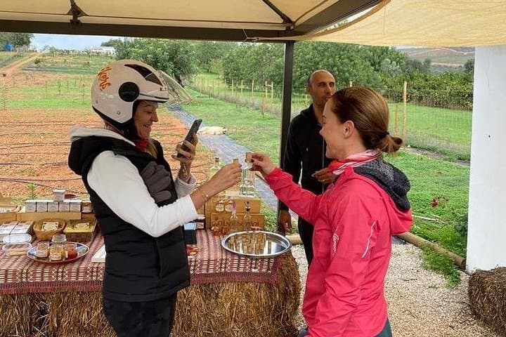 Ride & Wine: Electric Motorbike Tour to Quinta da Tôr Winery (Algarve) photo 4