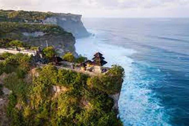 Bali Tanjung Benoa Sea Walking and South Bali Coastal Tour — Full-Day Guide photo 4