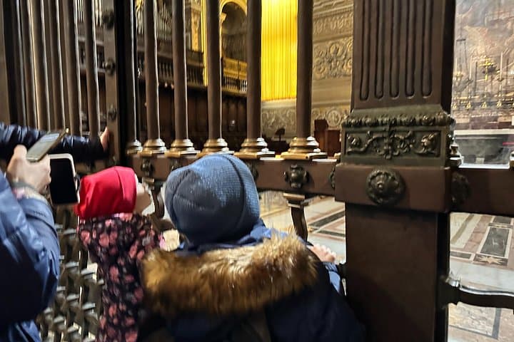 Family Treasure Hunt at St. Peter’s Basilica: Kid-Friendly Vatican Tour photo 3