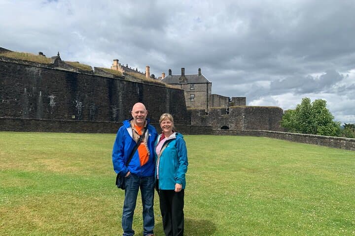 Stirling Wee Walk and Gin Tasting: Old Town History Tour with Distillery Flight photo 2