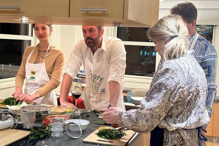 Greenwich Village Farm-to-Table Cooking Class with Mary: Seasonal, Plant-Based Lessons