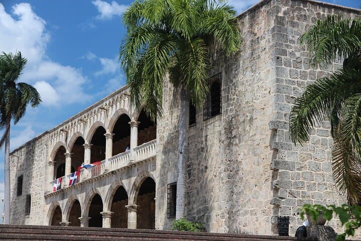 Santo Domingo Colonial Heritage: Full-Day Iconic Highlights & Historical Tour photo 4