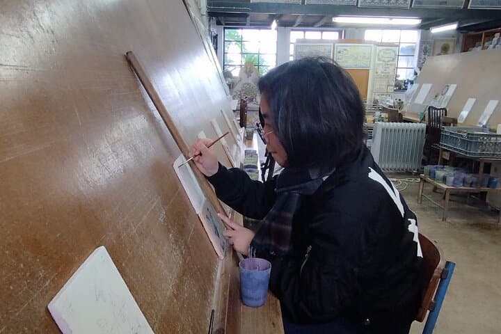 Private Lisbon Wine and Tile Painting Tour in Sesimbra & Arrábida photo 3