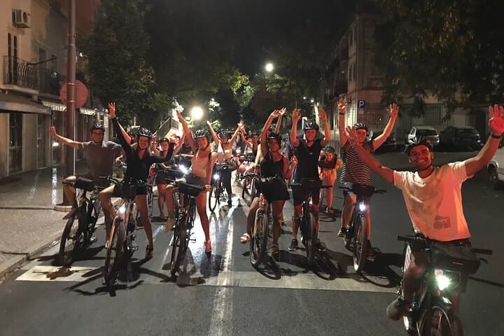Lisbon Night Tour by Electric Bike: Sunset Miradouros & City Lights photo 3
