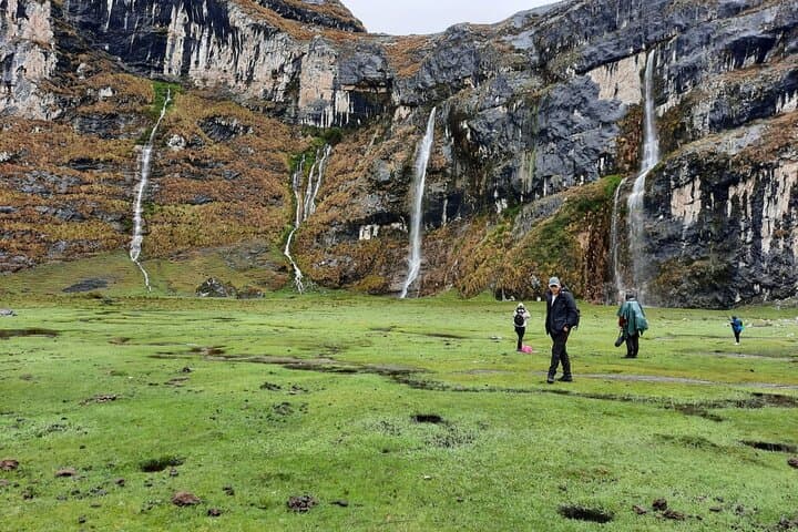 Hike to Umaturco Waterfall — Ampay's High-Altitude Falls Near Abancay photo 2