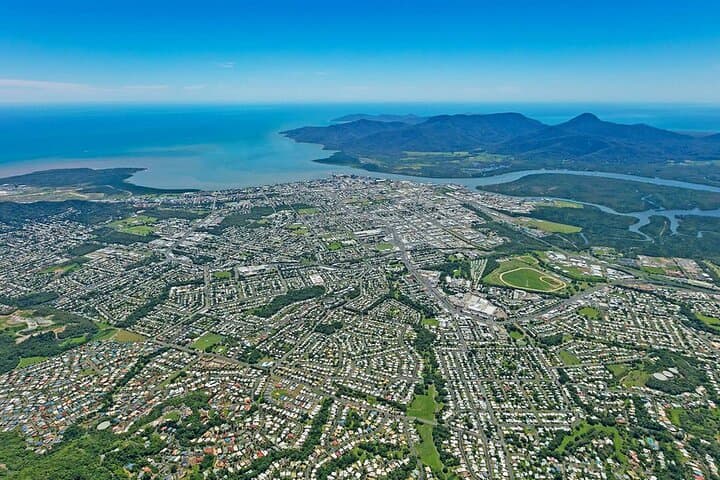 Reef & Rainforest: 60-Minute Scenic Helicopter Flight Over Cairns photo 4