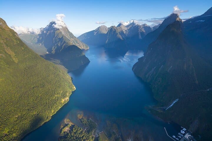 Helicopter Flight Over Mitre Peak and Milford Sound: A 20-Minute Aerial Perspective photo 4
