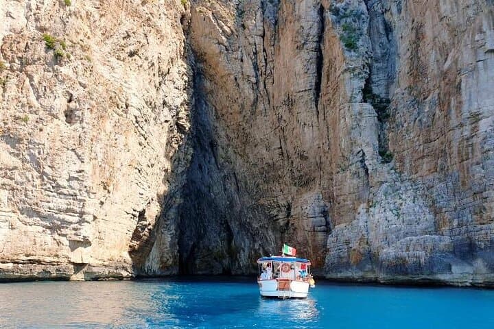 Gaeta to Sperlonga Private Boat Tour — Ulysses Riviera Day Cruise photo 3