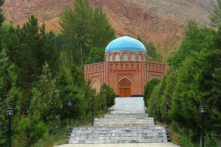 Eastern Legends: Sarazm to Sarez — 12-Day Tajikistan Cultural & Pamir Expedition photo 6