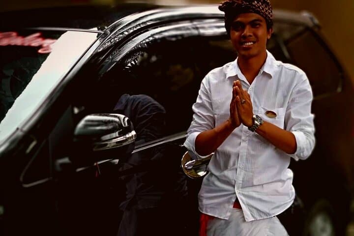 Bali Airport Transfer with English‑Speaking Driver — Private, Reliable Airport Pickup photo 4