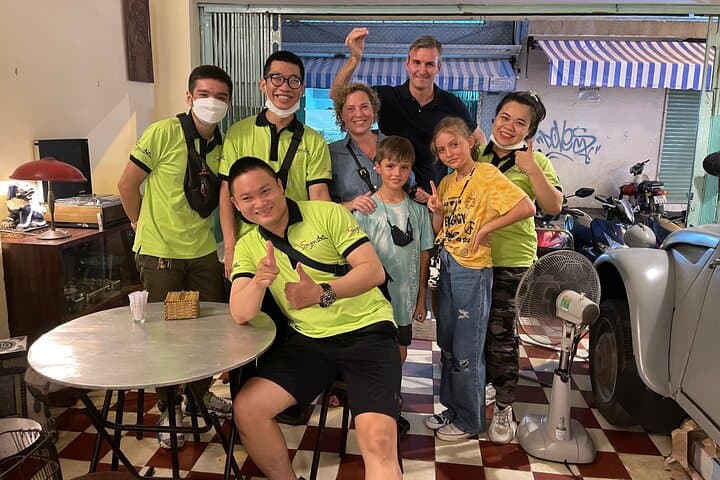 Saigon Night Scooter Experience & Local Food Tour