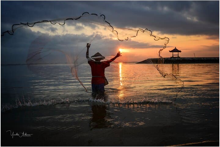 Capture Bali's Sunrise: A Fisherman's Tour photo 6