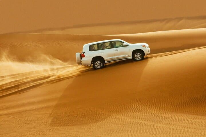 Desert Expedition Oman: Wahiba Sands, Wadi Bani Khalid & Wild Beach Camping photo 2