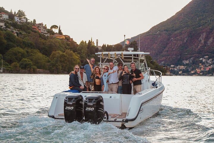 Private 2-Hour Motorboat Cruise on Lake Como — Villas, Swimming & Local Stories photo 4