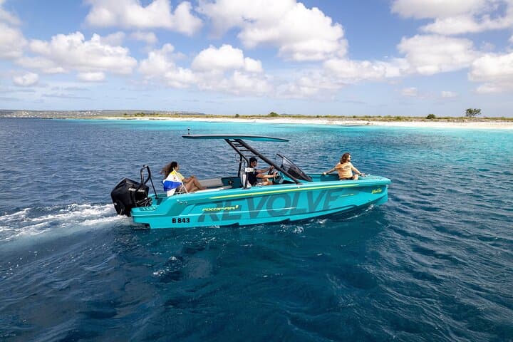 Private Half-Day REVOLVE Boat & Snorkeling Tour in Bonaire — Klein Bonaire & Coral Reefs