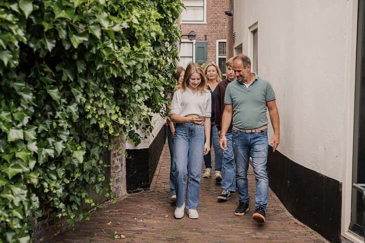 Escape Tour Göttingen: Self-Guided City Game to Find the Secret Exit photo 3