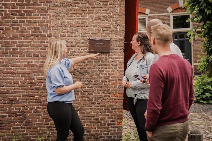 Escape Tour Göttingen: Self-Guided City Game to Find the Secret Exit photo 5