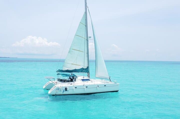 Private Catamaran to Isla Mujeres: Snorkel El Meco & MUSA From Cancun photo 4