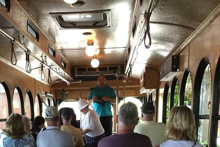 St. Louis Narrated Trolley Tour — 90-Minute City Highlights & Forest Park Drive photo 4