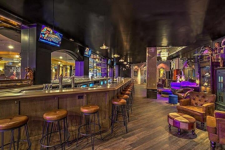 Hidden Speakeasy Tour in Las Vegas: VIP Night at Here Kitty Kitty & The Lock photo 2