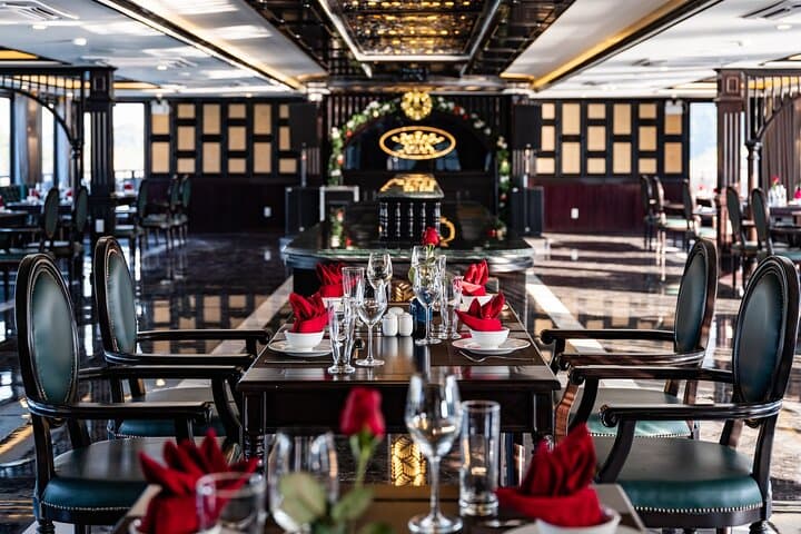 Halong Bay Luxury Cruise: 2-Day Halong & Lan Ha Bay Overnight Experience photo 6