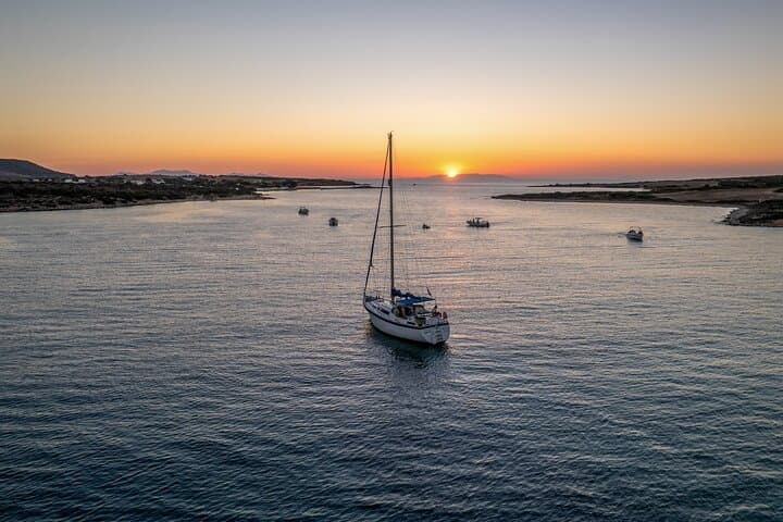 Glaraki Private Sunset Boat Tour Paros: Sunset, Swimming & Local Snacks photo 2