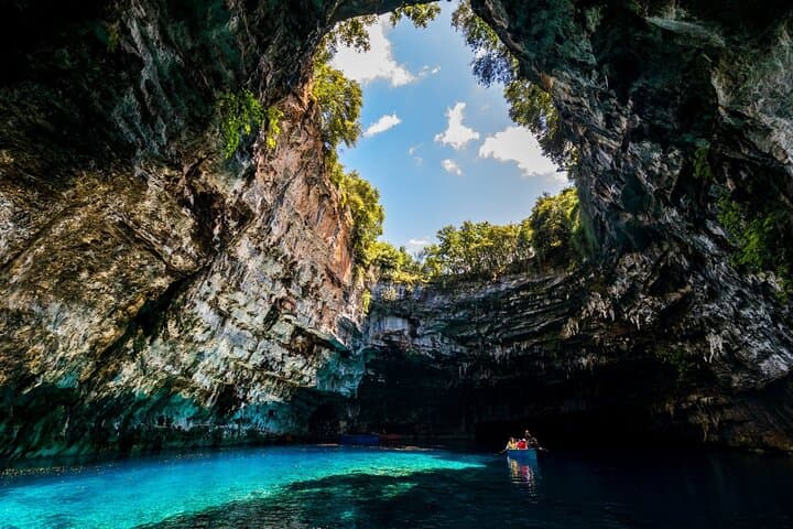 Kefalonia Private Tour: Drogarati Cave, Melissani Lake & Myrtos Beach Swim photo 3