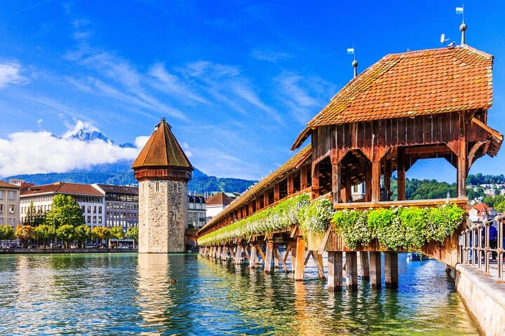 Lucerne Private Walking Tour: Explore Chapel Bridge, Old Town & Medieval Towers photo 4