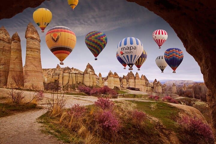 Sunrise Balloon Flight Over Cappadocia's Fairy Chimneys photo 2