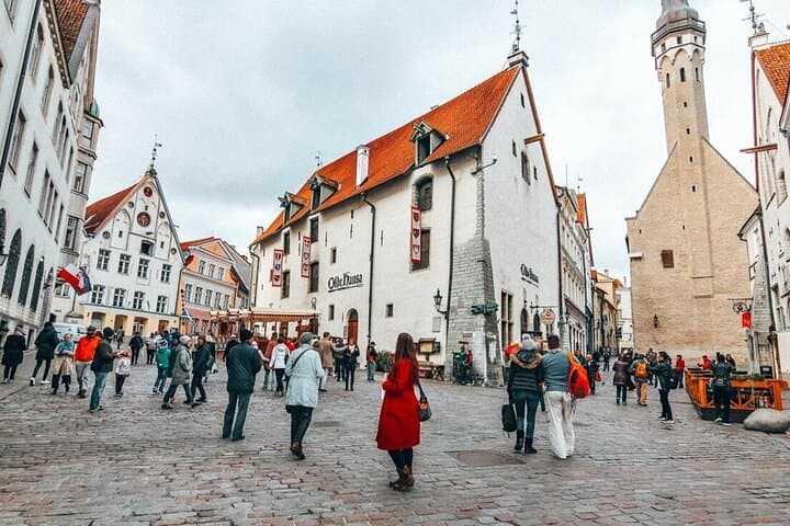 Tallinn Old Town 1-Hour Walking Tour: Quick Cultural Immersion in the Medieval Core photo 3