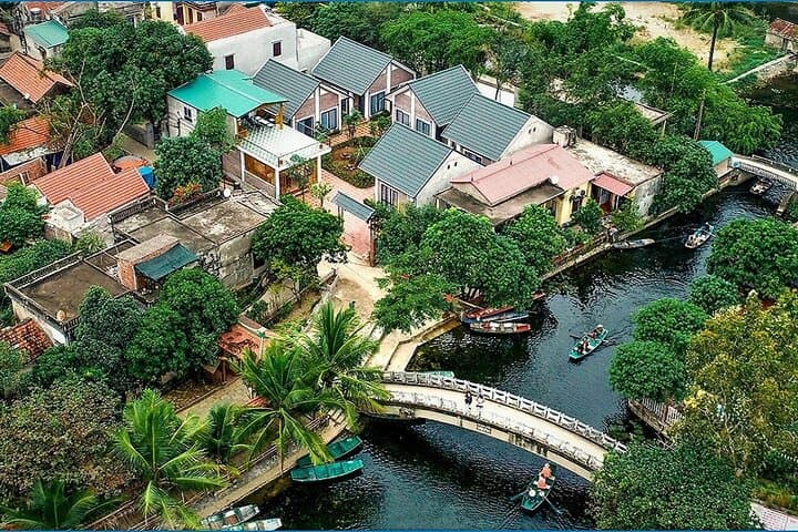 Trang An & Bich Dong Luxury Small-Group Cycling Tour — Full-Day from Ninh Binh photo 5