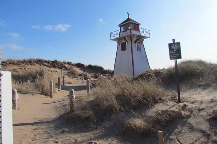 Explore PEI's North Shore: Private Charlottetown Coastal & Cultural Tour photo 3